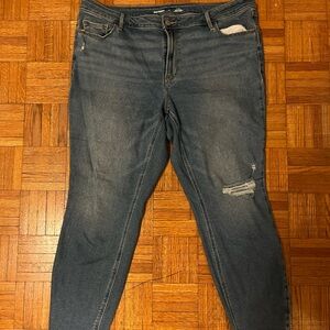Old Navy Rockstar Super Skinny Mid-Rise Jeans